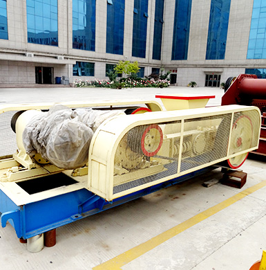 白云石對(duì)輥式破碎機(jī)