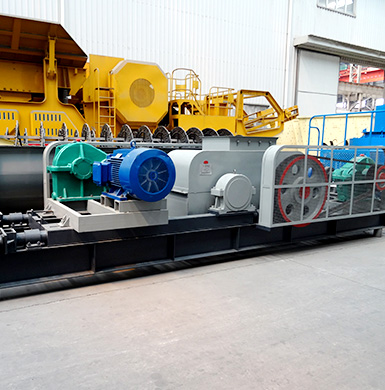 紅星機(jī)器對(duì)輥式破碎機(jī)