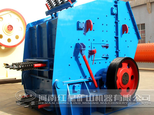 膨潤土反擊式破碎機