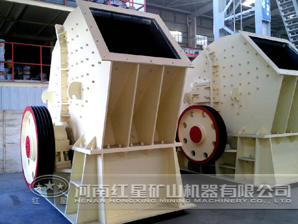 葉臘石錘式破碎機