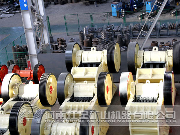石英巖顎式破碎機(jī)