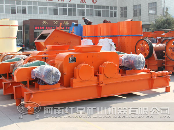 珍珠巖對(duì)輥式破碎機(jī)