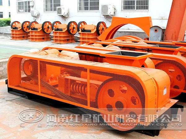 珍珠巖對(duì)輥式破碎機(jī)
