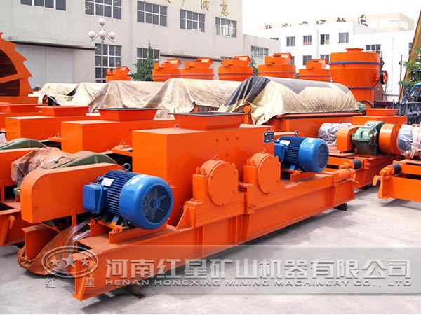 珍珠巖對(duì)輥式破碎機(jī)