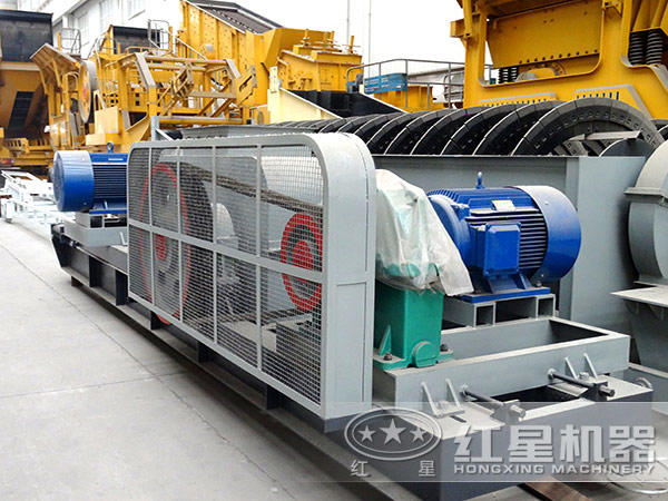 白云石對輥式破碎機(jī)