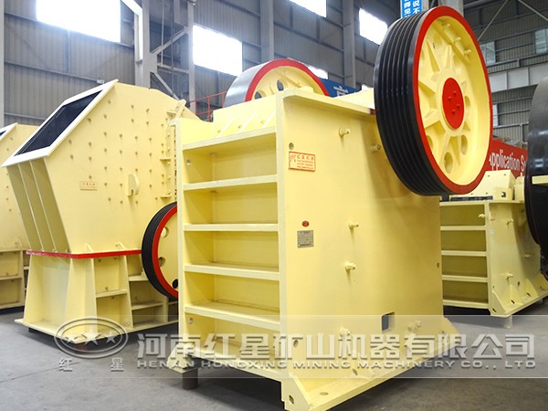 石灰?guī)r破碎機