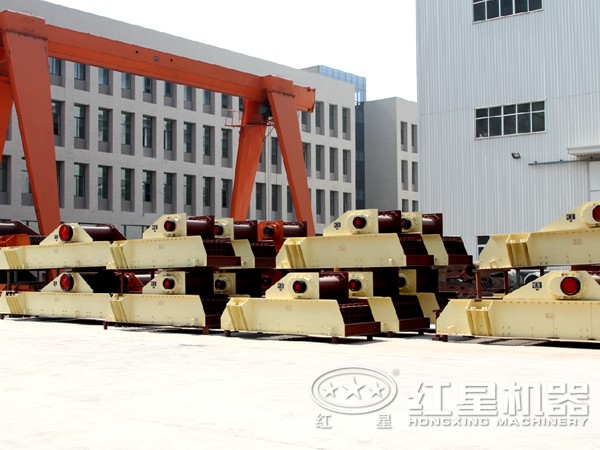 振動(dòng)給料機(jī)