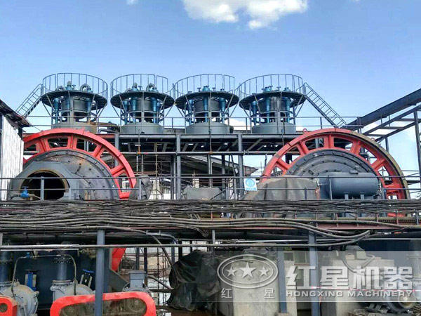 鋼渣粉磨作業(yè)現(xiàn)場(chǎng)