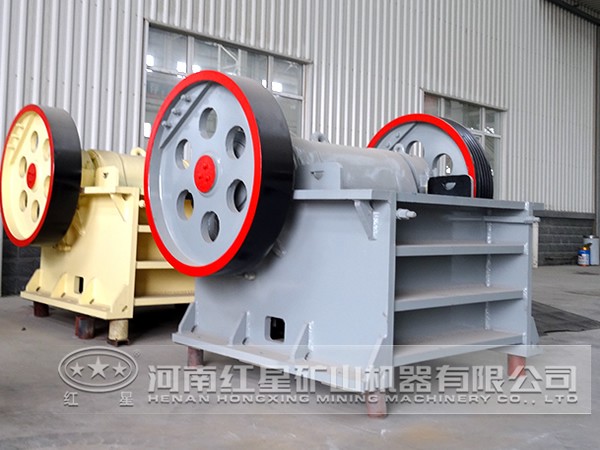 鄂式破碎機(jī)