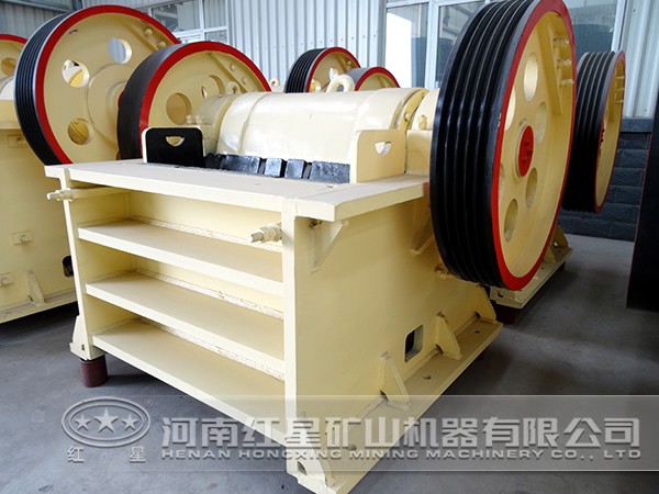 雙腔鄂式破碎機(jī)