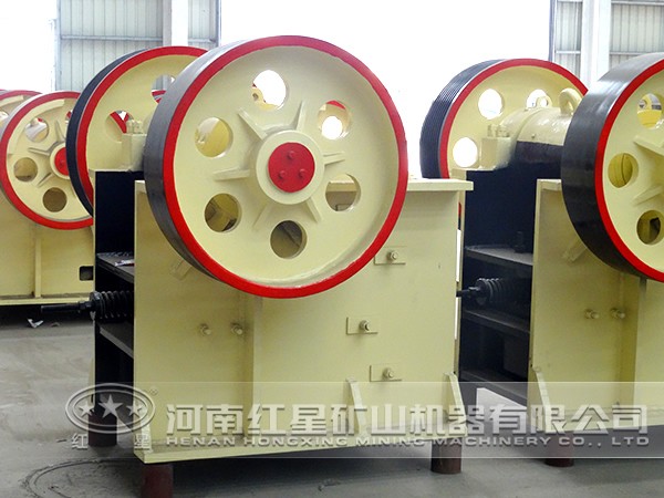 雙腔鄂式破碎機(jī)