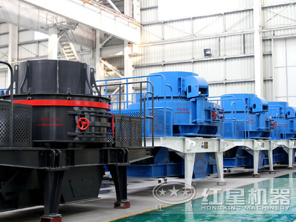 排列整齊的制砂機設(shè)備