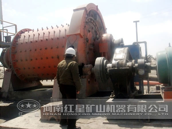 鋁灰球磨機作業(yè)現(xiàn)場