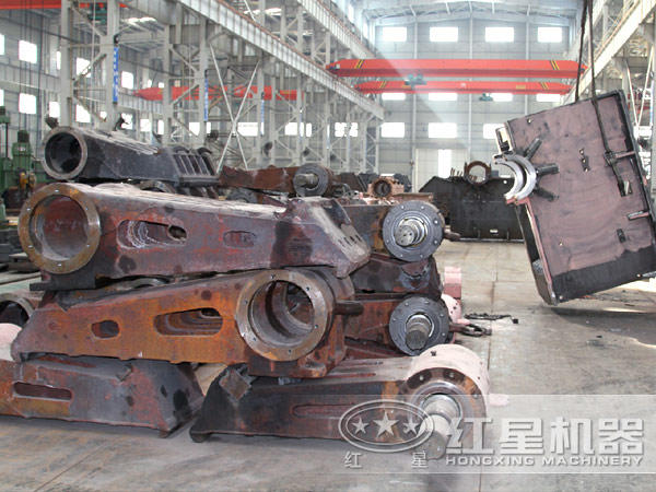 泥灰?guī)r破碎機配件