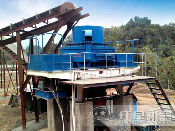 石灰石制砂生產線作業(yè)現(xiàn)場