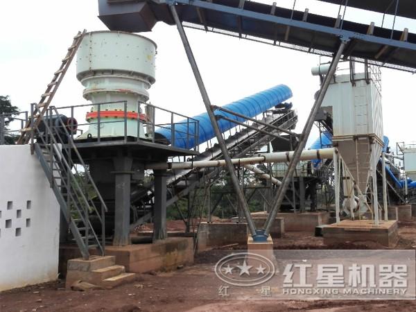 紅星圓錐破碎機(jī)作業(yè)現(xiàn)場(chǎng)