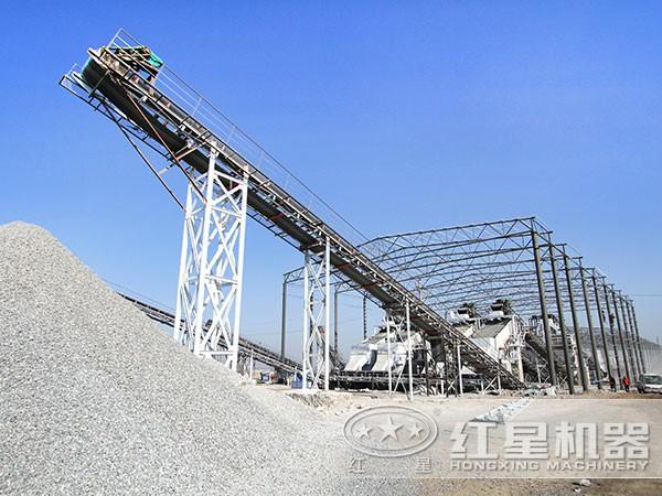 輸送機(jī)作業(yè)現(xiàn)場(chǎng)