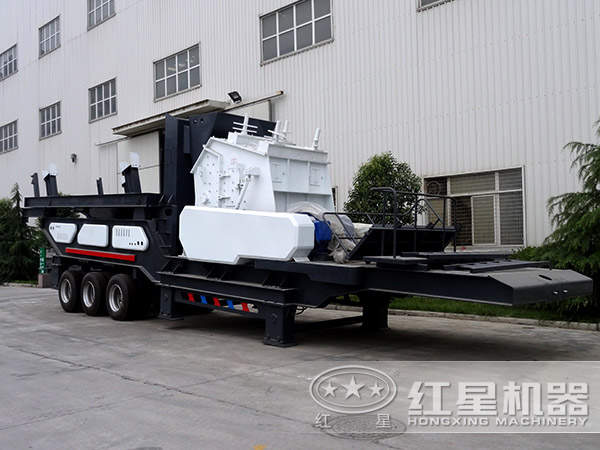 搭配反擊破的移動粉碎機