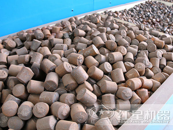 棒磨機內(nèi)部介質(zhì)