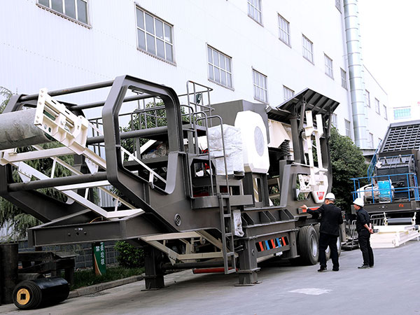 建筑垃圾能再生利用？移動(dòng)式破碎機(jī)輕松解決