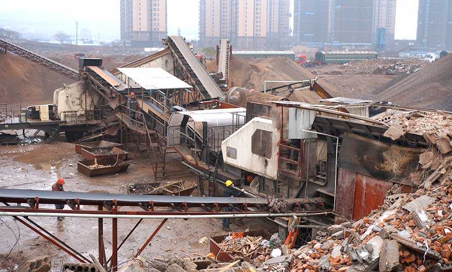 湖南時(shí)產(chǎn)300噸建筑垃圾破碎生產(chǎn)線