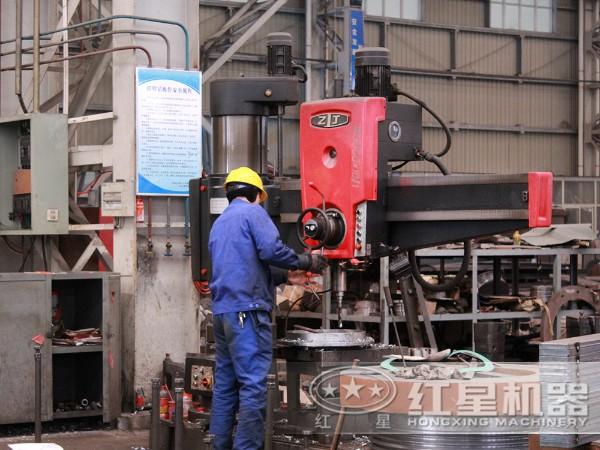 磨粉機(jī)配件生產(chǎn)現(xiàn)場