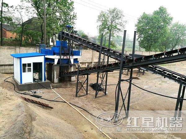 制砂機(jī)作業(yè)現(xiàn)場