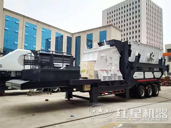 車載式打石機(jī)和反擊式破碎機(jī)結(jié)合圖