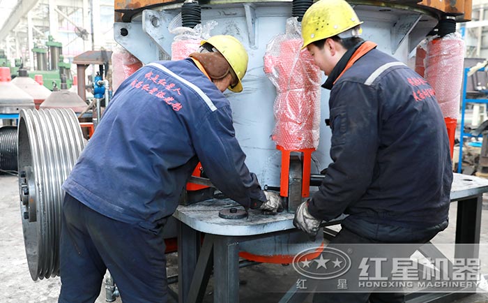 圓錐破碎機(jī)制造圖