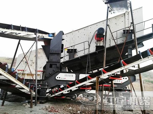 鵝卵石移動破碎機(jī)移動靈活，不受場地限制