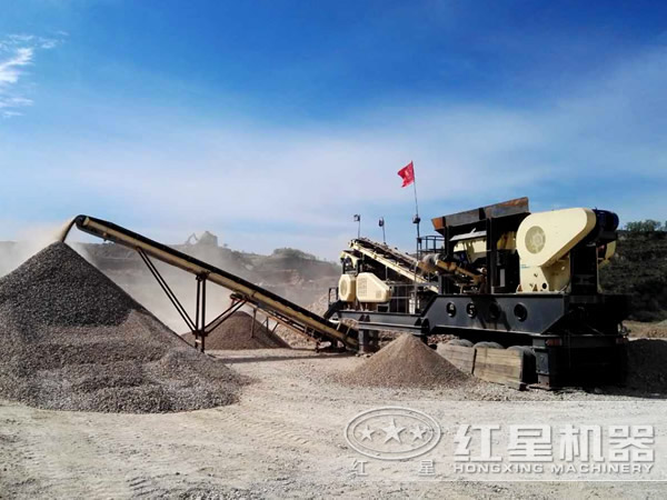 車載移動式制砂機工作現(xiàn)場