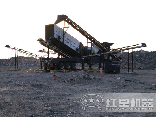 移動式破碎機移動性強，轉(zhuǎn)場方便