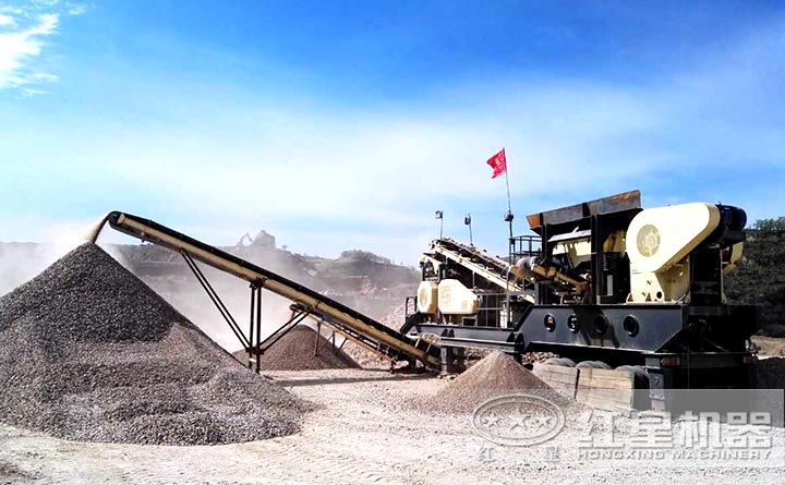 車載式流動(dòng)打沙機(jī)用戶制砂現(xiàn)場