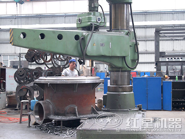 PL850圓錐破生產(chǎn)車間