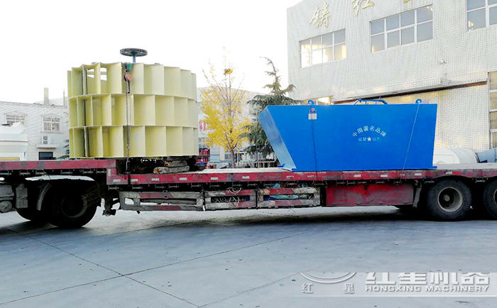 紅星三排輪斗式洗石機裝車發(fā)貨