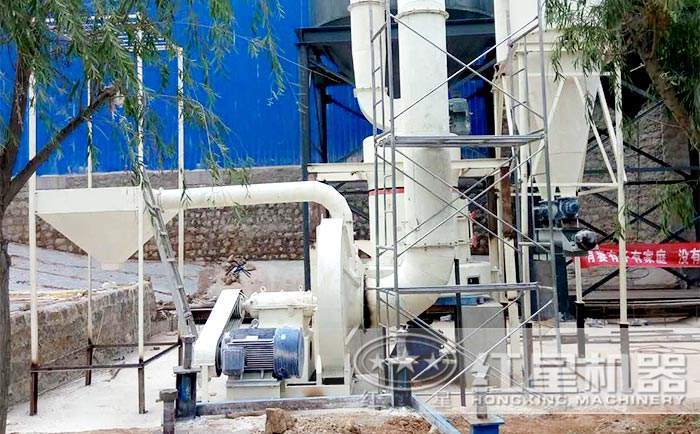 紅星雷蒙磨粉機(jī)現(xiàn)場(chǎng)