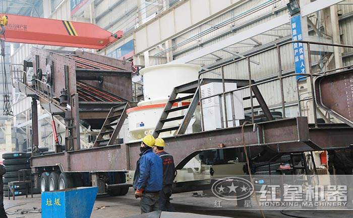 紅星車載一體式移動打沙機生產(chǎn)車間