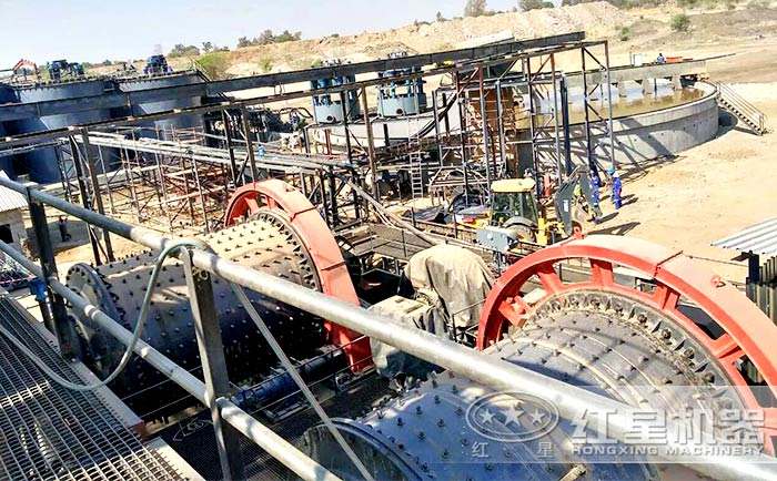 棒磨機(jī)作業(yè)現(xiàn)場(chǎng)圖