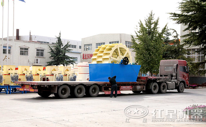 鵝卵石洗砂機(jī)發(fā)貨現(xiàn)場