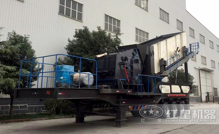 移動(dòng)反擊式破碎機(jī)