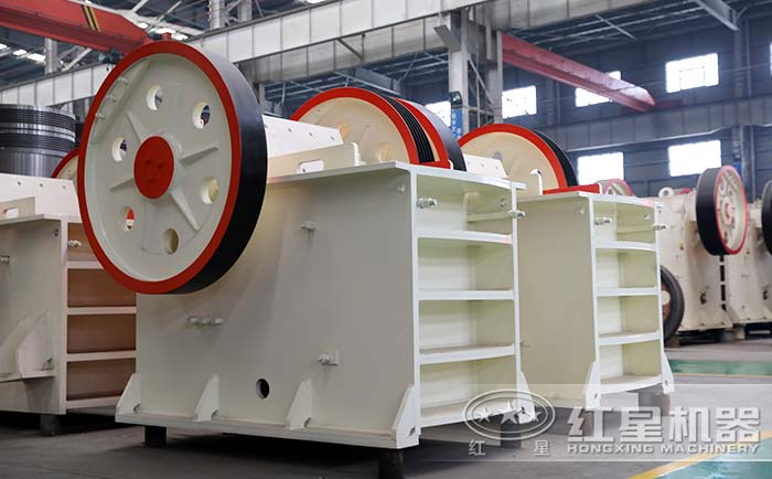 中型石頭顎式破碎機(jī)