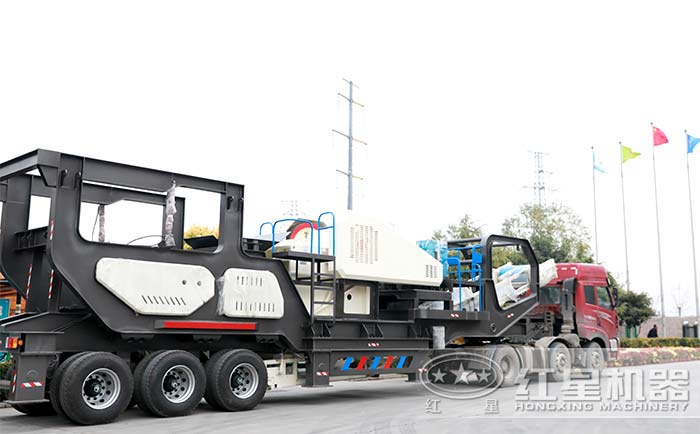 移動(dòng)顎式碎石機(jī)