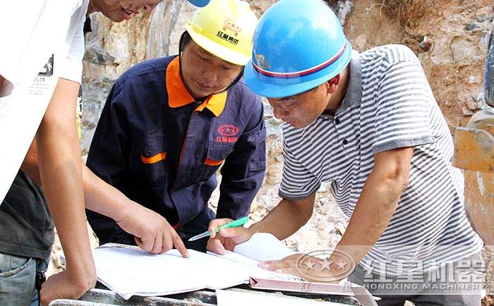 紅星技術(shù)人員到達現(xiàn)場進行指導(dǎo)安裝