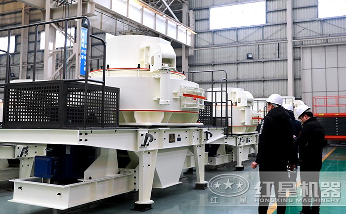 鵝卵石制砂機設備參觀廠區(qū)