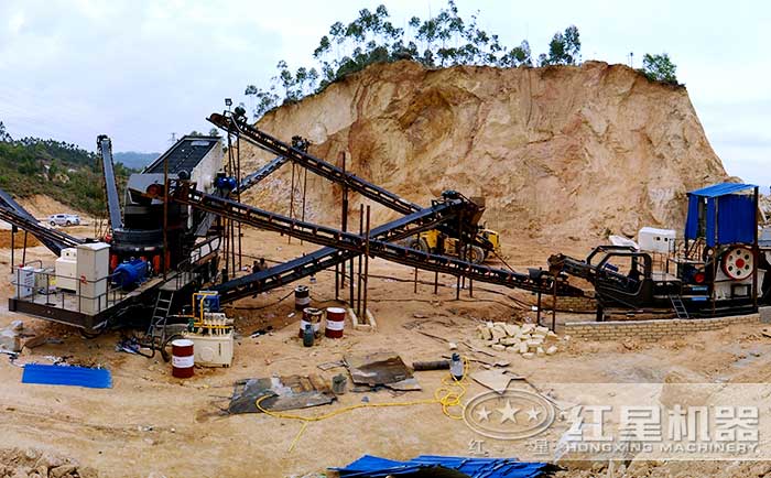 廣東客戶定制的時(shí)產(chǎn)300噸車載碎石機(jī)正式投產(chǎn)