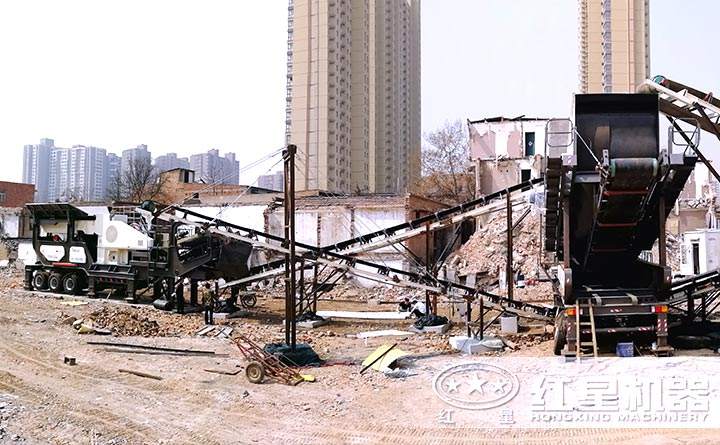 紅星大型移動制沙機(jī)客戶現(xiàn)場，可實(shí)地考察