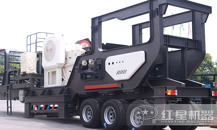 移動式建筑垃圾破碎機(jī)