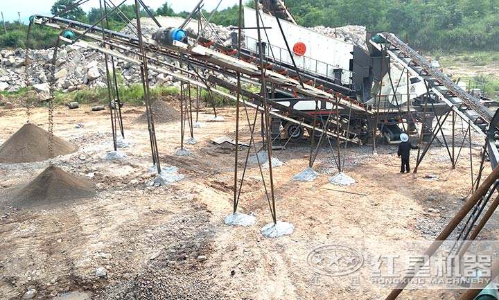 建筑垃圾碎石現(xiàn)場(chǎng)