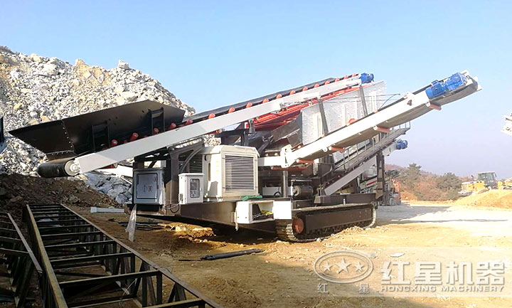 山東時(shí)產(chǎn)200噸移動(dòng)碎石現(xiàn)場(chǎng)