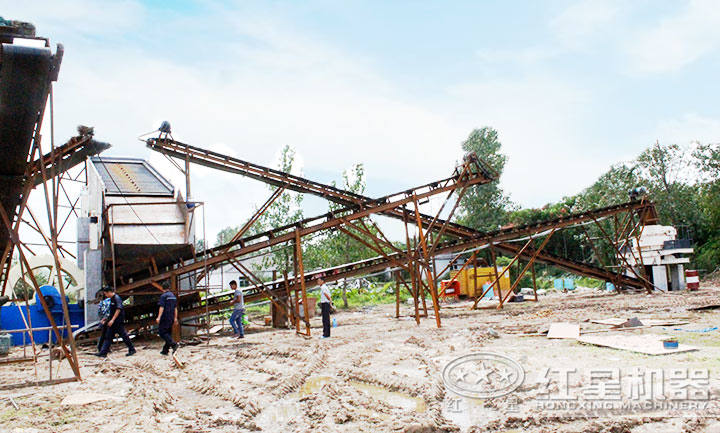 制砂生產(chǎn)線安裝、調(diào)試現(xiàn)場(chǎng)